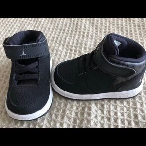 Jordan infant baby 4c shoes high tops black